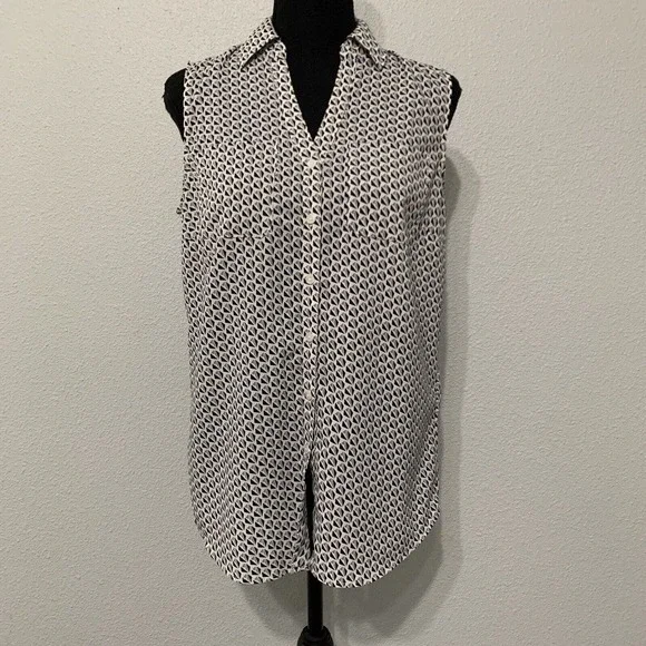Talbots Nantucket Sleeveless Shirt Small Geometric Print Button Down - Picture 1 of 9